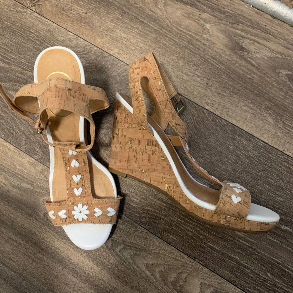NWOT Jack Rogers Wedges Size 6